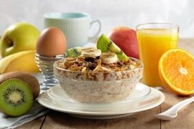 puder puuviljadega tervisliku hommikusöögina kaalulangetamiseks
